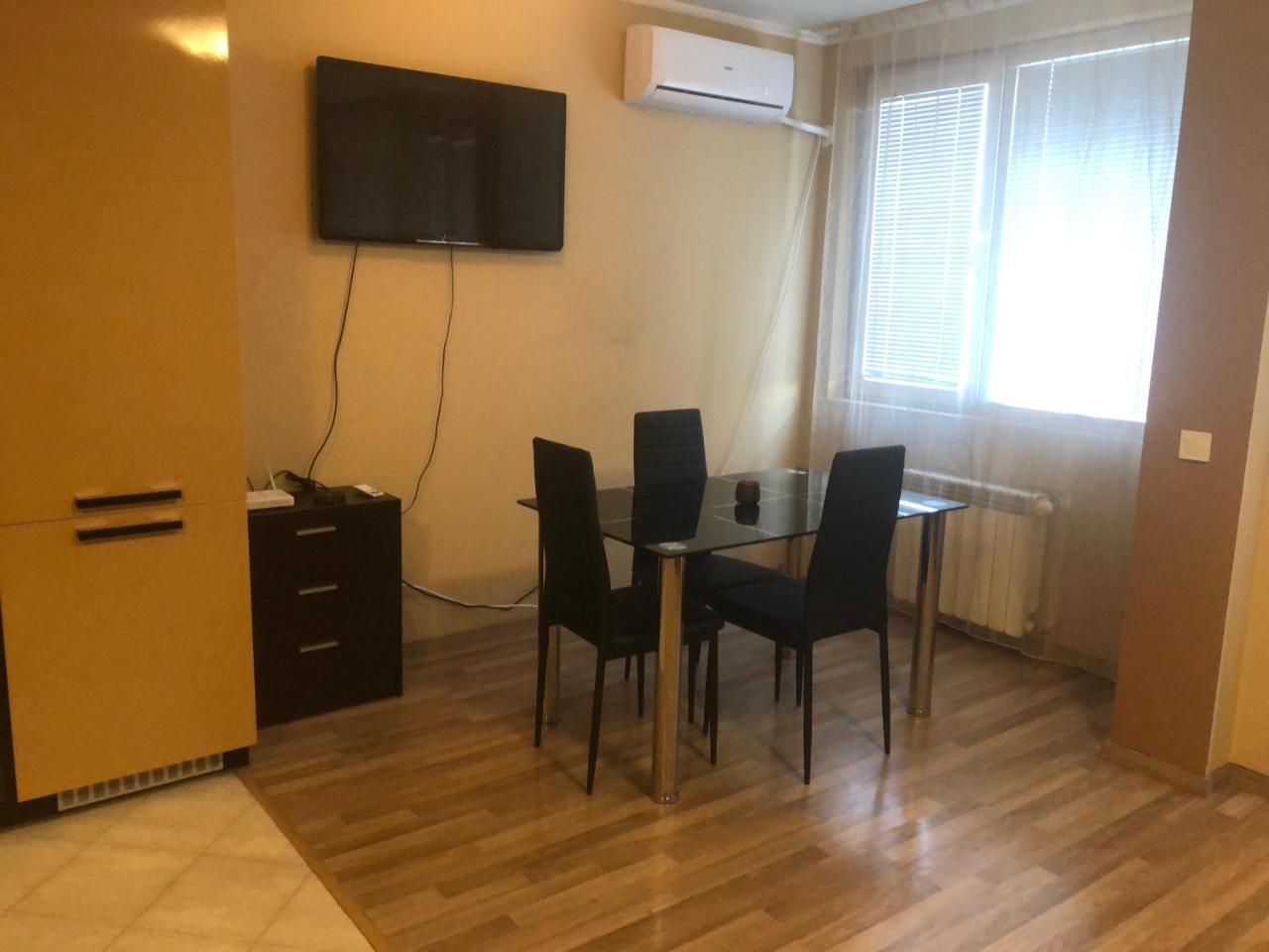 Rakovski Apartment Gn / Free Garage Sofia Exterior photo